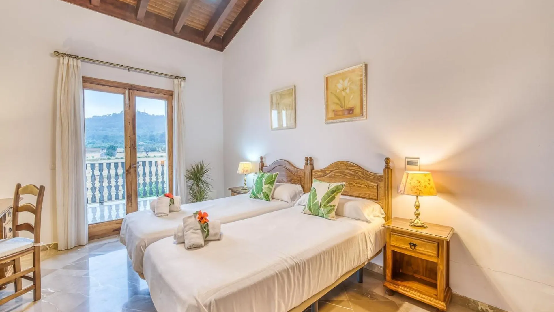 Country House For 12 Guests, Petra